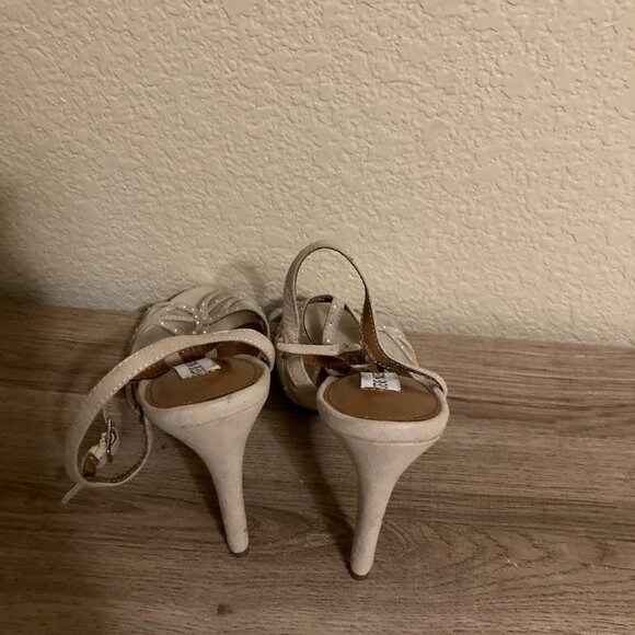Steve Madden Tan Pluuto Heels Size 7.5 M 4" Heels Sparkly Mesh Inlay T Strap - Picture 2 of 6